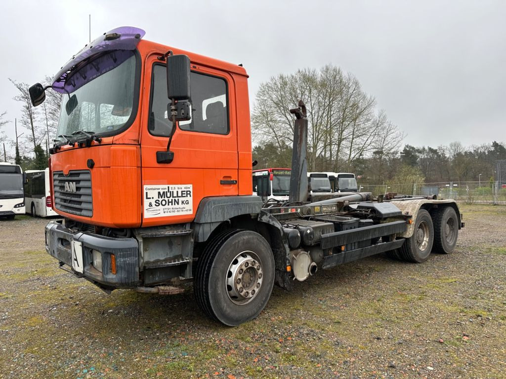MAN T48 6x4 (Blatt-Blatt) Absetzkipper Meiler - Camión portacontenedor de cadenas: foto 1 MAN T48 6x4 (Blatt-Blatt) Absetzkipper Meiler - Camión portacontenedor de cadenas: foto 1