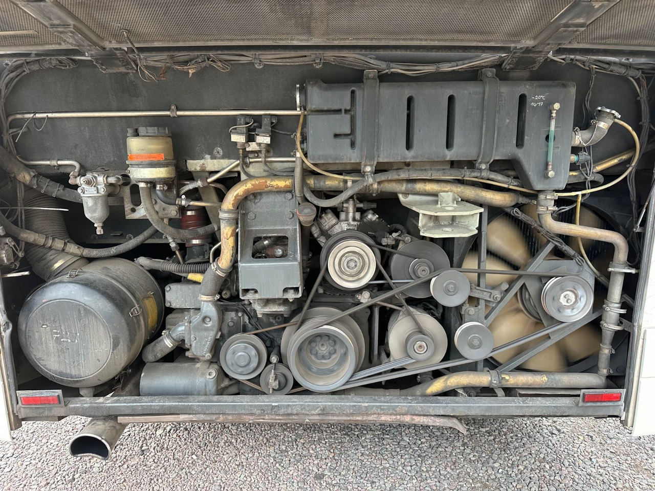 Setra S 315 UL (56 Sitze*Klima*Schalt*TOP) - Autobús suburbano: foto 4 Setra S 315 UL (56 Sitze*Klima*Schalt*TOP) - Autobús suburbano: foto 4