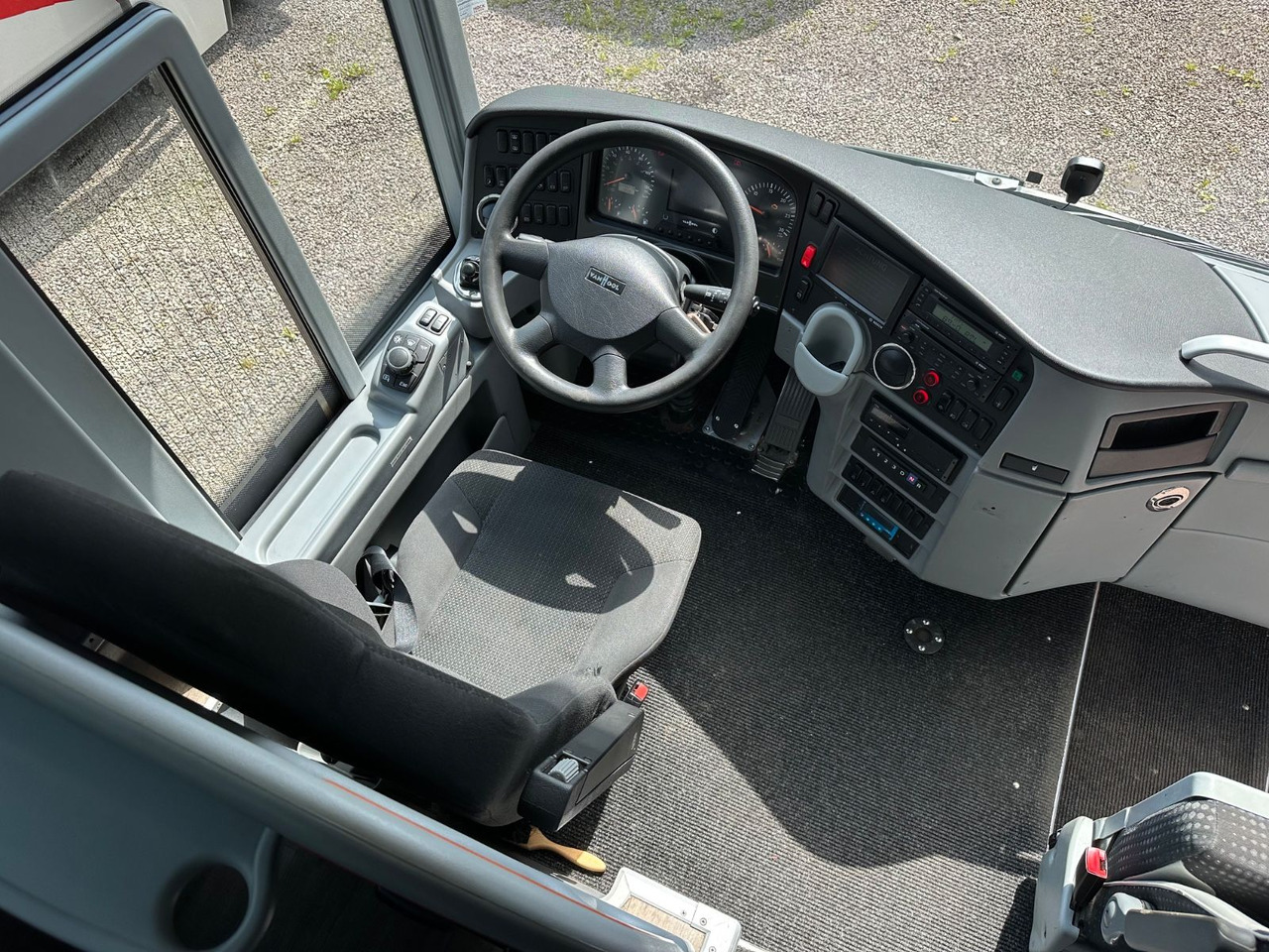 Vanhool TX16 Alicron (TOP*Euro 6) 515 /O350 - Autocar: foto 5 Vanhool TX16 Alicron (TOP*Euro 6) 515 /O350 - Autocar: foto 5